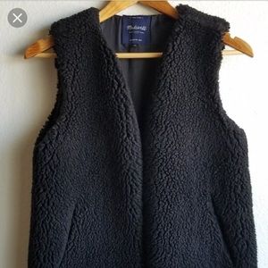 Madewell fuzzy black vest size small